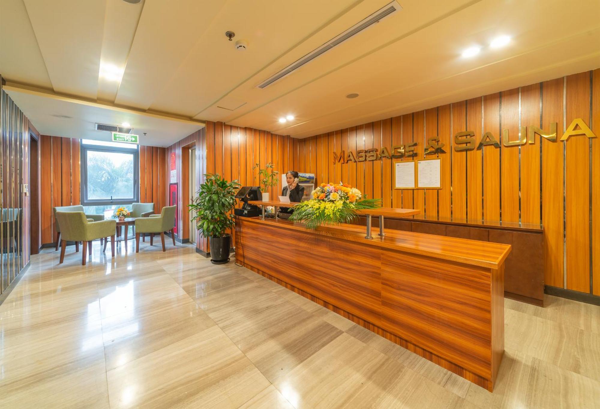 Bien Bac Hotel Mong Cai Exterior foto