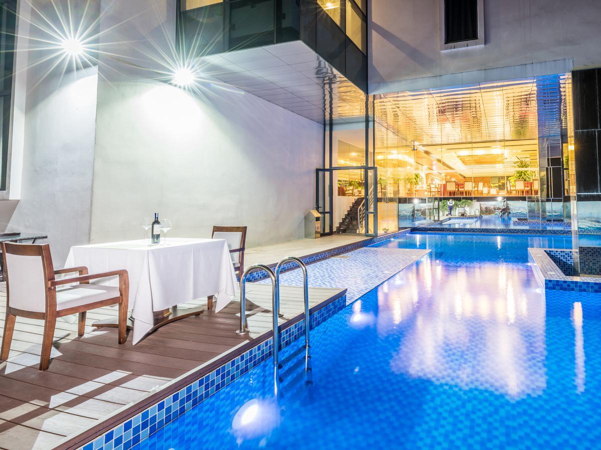 Bien Bac Hotel Mong Cai Exterior foto